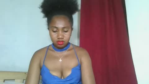 Snapshot of meraldaaaa chatting on 11.06.25 meraldaaaa online show from 11.06.25