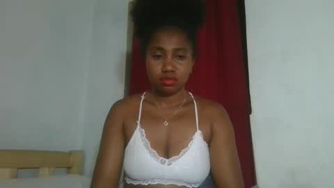 Snapshot of meraldaaaa chatting on 11.06.25 meraldaaaa online show from 11.06.25