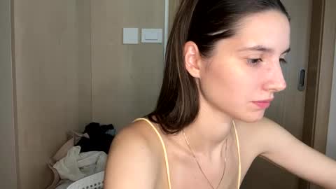Snapshot of meralynn chatting on 06.03.26 LEVA online show from 06.03.26