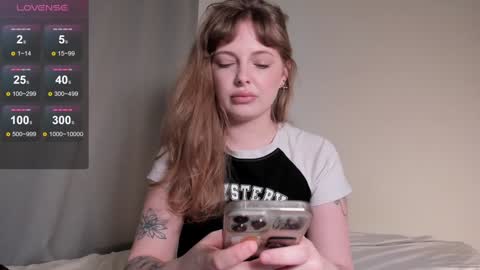 Snapshot of mercedescutee chatting on 01.25.25 mercedescutee online show from 01.25.25