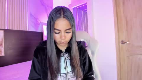 meredith_spencer online show from 02.20.25