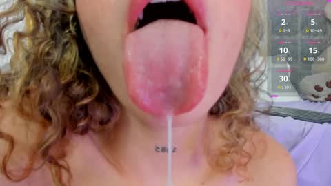 Snapshot of merida_85 chatting on 12.19.24 TANIA online show from 12.19.24