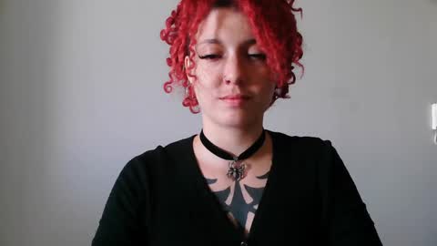 Miss Freckles online show from 04.26.26