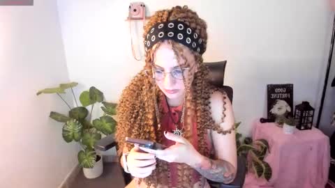 laura 3 i am independent model online show from 11.11.25