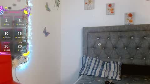 Snapshot of meriilyn_monroe724 chatting on 11.07.25 meriilyn_monroe724 online show from 11.07.25