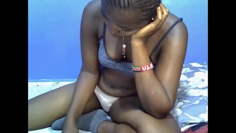 merlin_queen online show from 10.04.25