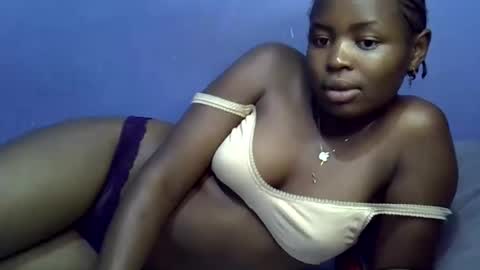 merlin_queen online show from 10.11.25