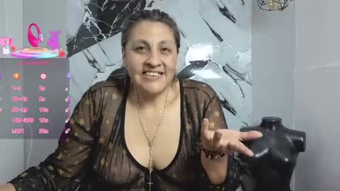 Snapshot of merlyna_goldens chatting on 09.27.25 My next birthday is December 11th. online show from 09.27.25