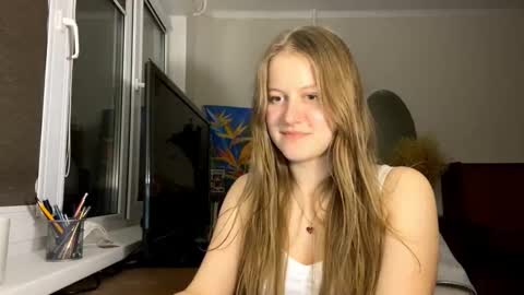 Snapshot of merrileebussey chatting on 10.31.25 merrileebussey online show from 10.31.25