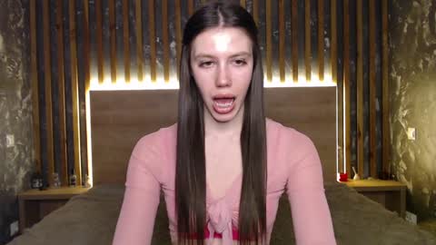 Snapshot of merry_sweets chatting on 02.03.25 Emilia online show from 02.03.25