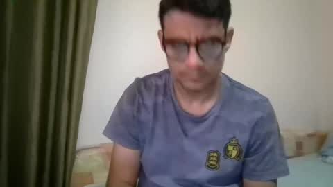 Snapshot of mersao chatting on 10.30.25 Nerd Latino online show from 10.30.25