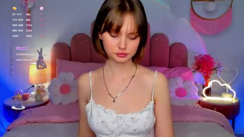 Snapshot of merylew chatting on 11.11.25 Anna online show from 11.11.25