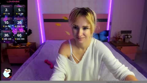 Snapshot of merymidnight chatting on 11.13.25 merymidnight online show from 11.13.25