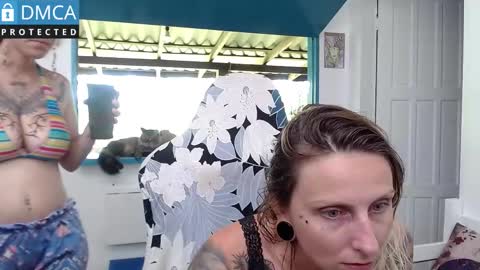 Snapshot of mesmerizing_tati333 chatting on 12.19.25 Tati Tatianna Venus online show from 12.19.25