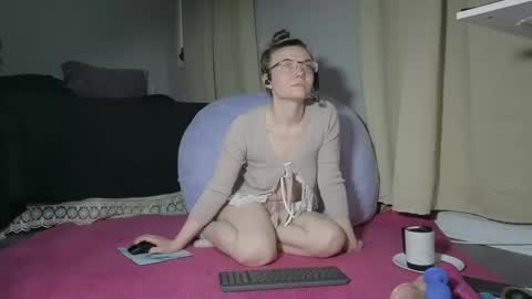 Dainty online show from 02.11.26