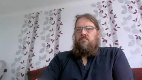 Snapshot of metallbuddy chatting on 10.11.25 ask me online show from 10.11.25