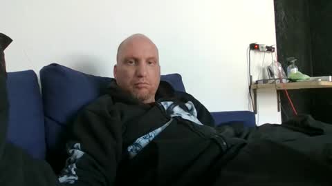 metaller123456 online show from 04.25.26