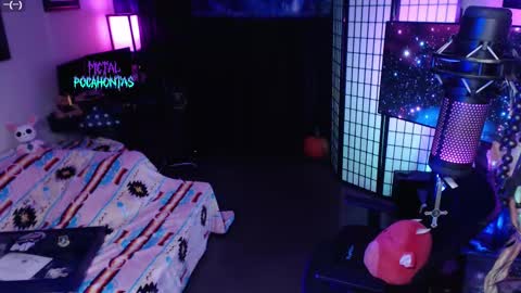 Snapshot of metalpocahotass chatting on 11.10.25 MetalPocahotass online show from 11.10.25