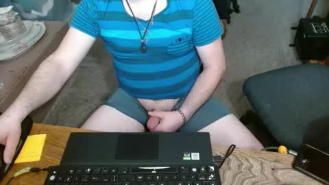 Snapshot of metalsharkk chatting on 01.30.25 metalsharkk online show from 01.30.25