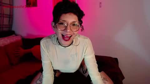 Mor online show from 10.21.25