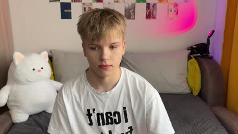 Arthur online show from 04.14.26