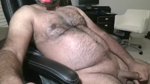 Snapshot of metter26 chatting on 10.09.25 atx guy online show from 10.09.25