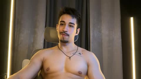 Snapshot of mettew22cm chatting on 10.18.25 mettew22cm online show from 10.18.25