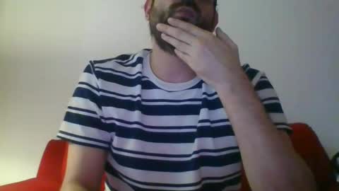 Snapshot of mexican19899 chatting on 02.13.25 jos online show from 02.13.25