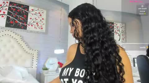 Snapshot of meybaldini chatting on 08.03.26 Mey Cute online show from 08.03.26