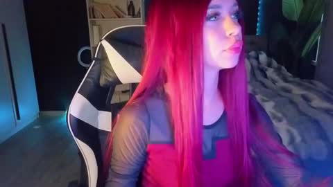 Snapshot of mezzalunaa chatting on 11.01.25 vollmond online show from 11.01.25