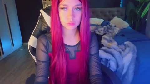 Snapshot of mezzalunaa chatting on 11.02.25 vollmond online show from 11.02.25