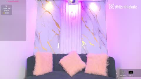 Mhia Kate online show from 10.08.25