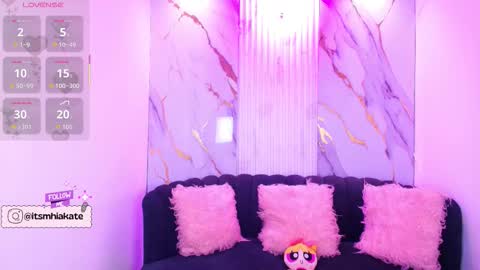 Snapshot of mhia_kate chatting on 02.09.26 Mhia Kate online show from 02.09.26