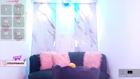 Snapshot of mhia_kate chatting on 02.18.26 Mhia Kate online show from 02.18.26