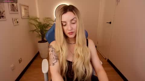 Snapshot of mi1a_ chatting on 07.18.26 mi1a_ online show from 07.18.26