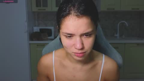 Snapshot of mia___lunaa chatting on 10.14.25 Mia online show from 10.14.25