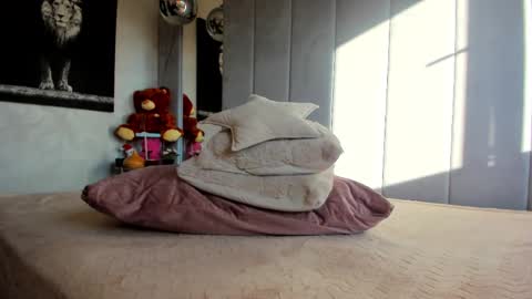 Snapshot of mia__milan chatting on 03.05.25 Mia Milan online show from 03.05.25