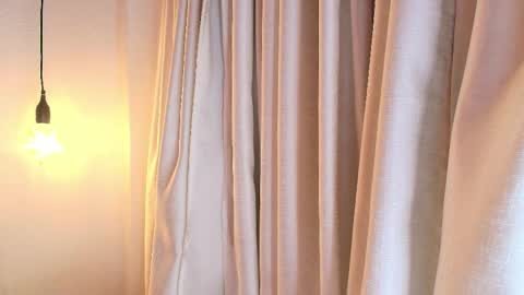 Mia online show from 11.07.25