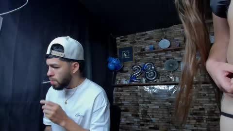 Snapshot of mia_and_vincentt chatting on 09.17.25 Mia and vincentt model indepent online show from 09.17.25