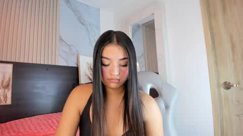 Mia online show from 02.24.25
