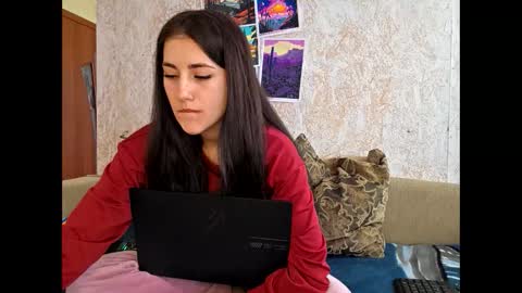 mia_beauti_live online show from 04.20.26