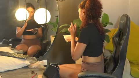 Snapshot of mia_belmont chatting on 05.29.26 Belmont and Mia online show from 05.29.26