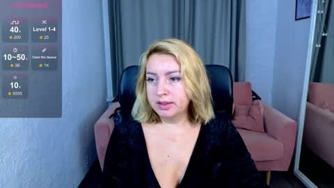 Mia online show from 09.26.25