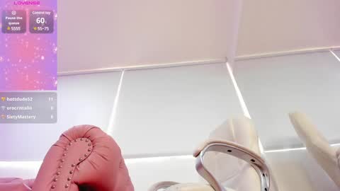   online show from 01.04.25
