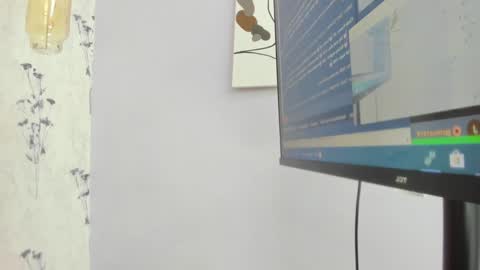 Mia  online show from 01.17.25