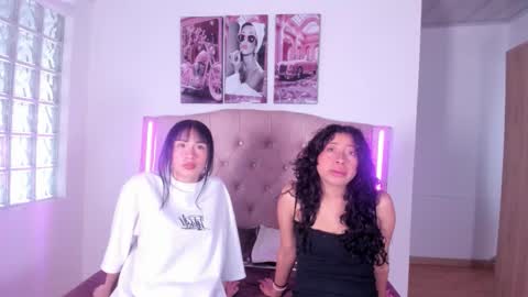 Snapshot of mia_cavallii chatting on 12.17.25 mia_cavallii online show from 12.17.25