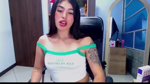 mia_charlothe online show from 01.08.25