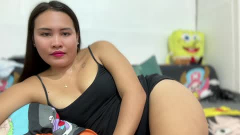 Snapshot of mia_cumzz chatting on 05.18.26 mia_cumzz online show from 05.18.26
