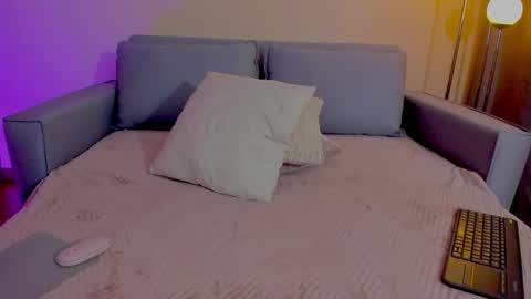 Snapshot of mia_daniellshot chatting on 02.28.26 Sarah Luna online show from 02.28.26