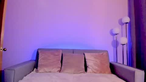 Sarah Luna online show from 03.27.26